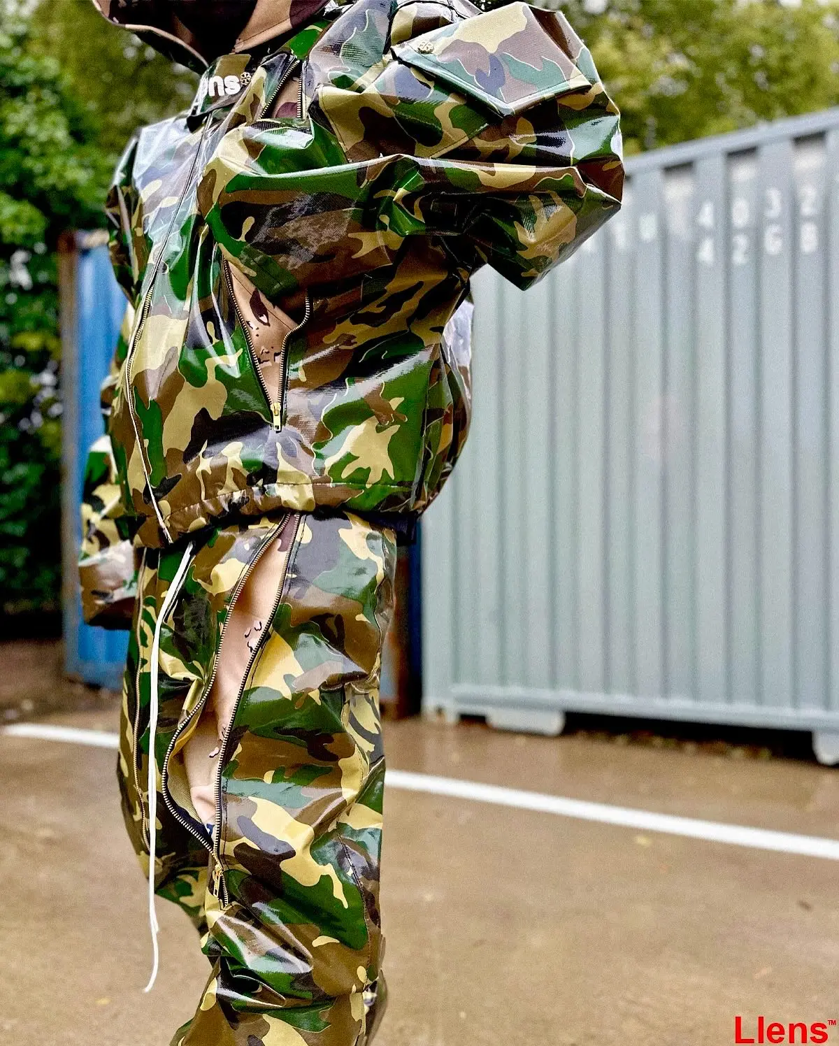 Custom Streetwear Men's Outerwear Set Camouflage Camo Baggy Leather Suits Two Piece Stacked Pant and Hoodie Sweatsuit Tracksuit gallery 2