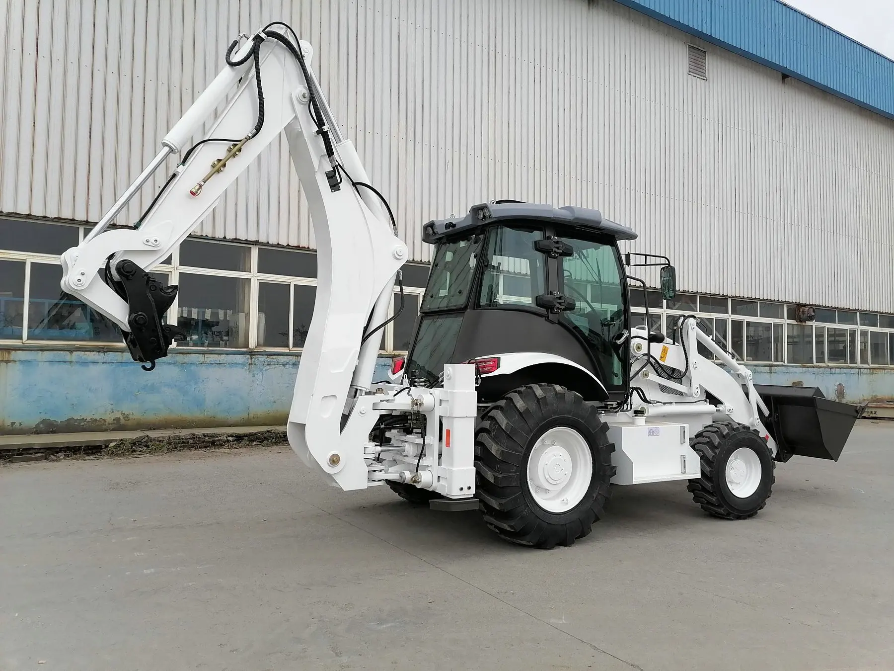 Mini  Backhoe Loader YUCHAI  Engine China 2650 Mm Wheel Loader for Sale Tractor Engine 4085 Mm 6581 Mm