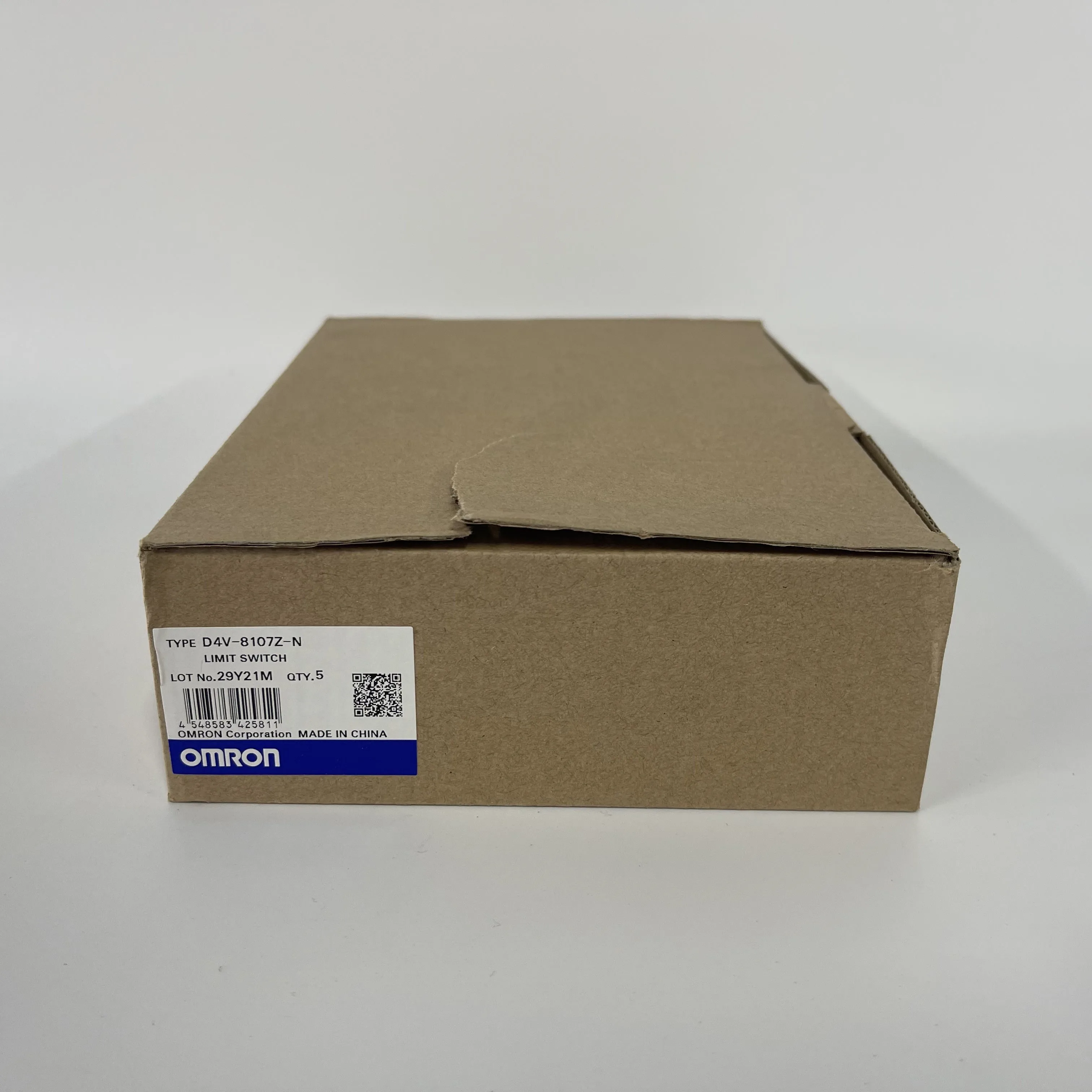 Omron Limit Switch D4V-8107Z-N