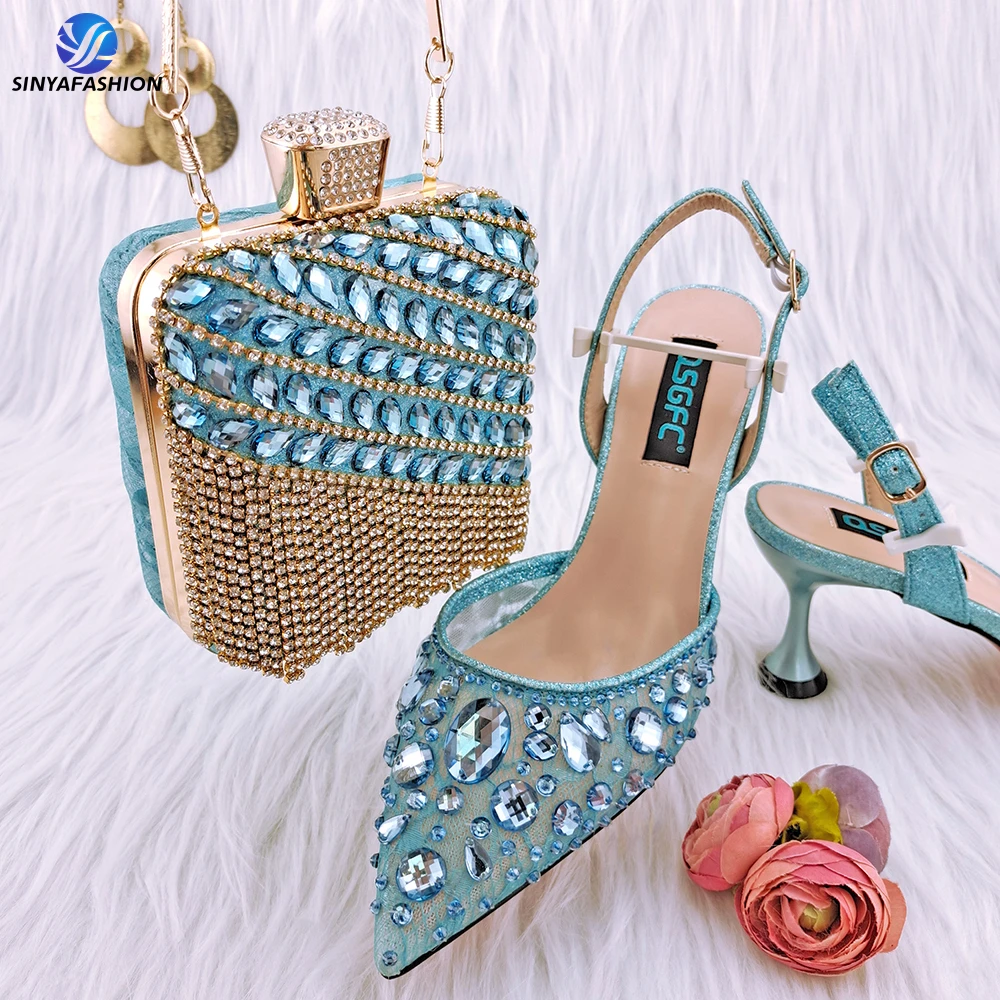 Matching Turquoise Handbag and Pumps fashion shoes handbag high heels  turquoise accessories purse pumps coordinate | Bags, Turquoise handbags,  Purses and bags