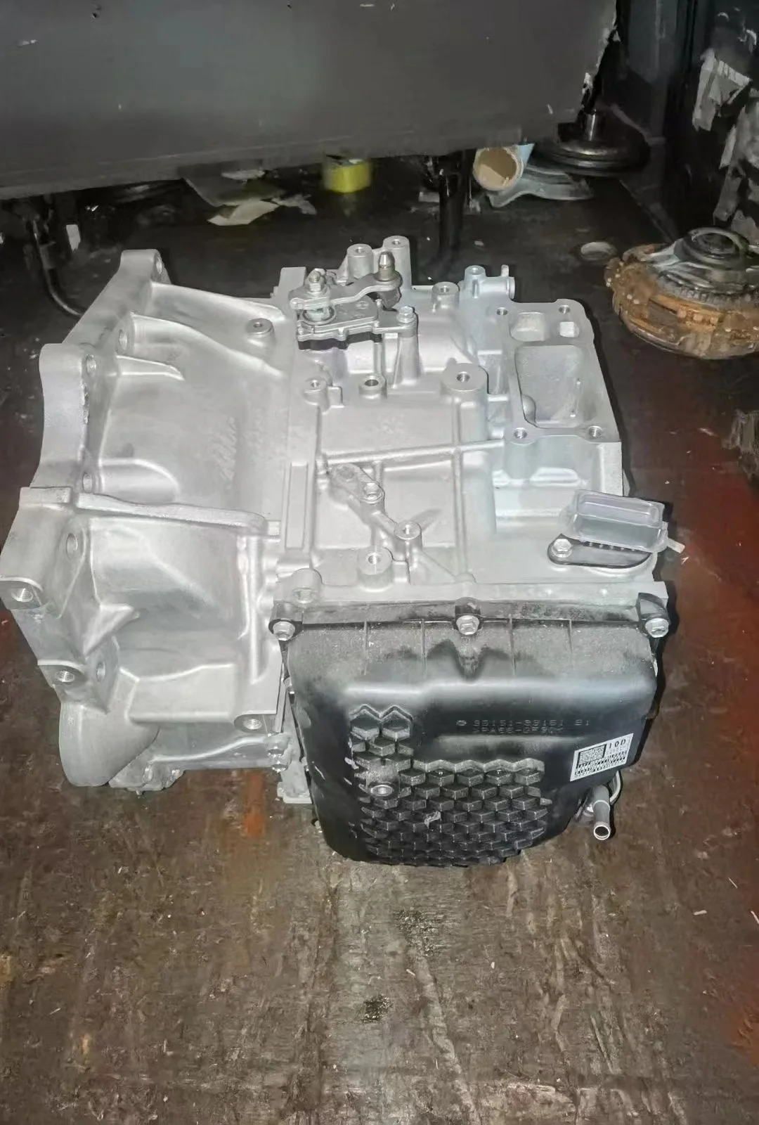Brand new 3050033881 3050033891 car chassis part UB80E UA80E for 