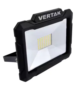Vertak 20W/30W40W/50W High Efficiency IP65 SMD 2835 Working Light Outdoor Home Flood Lights LED Work Light with Plug