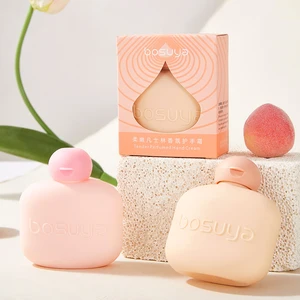 Wholesale Bulk Women's Hand Creams Moisturizing Organic Soft Whitening Cute Gift Mini Niacinamide Hand Cream