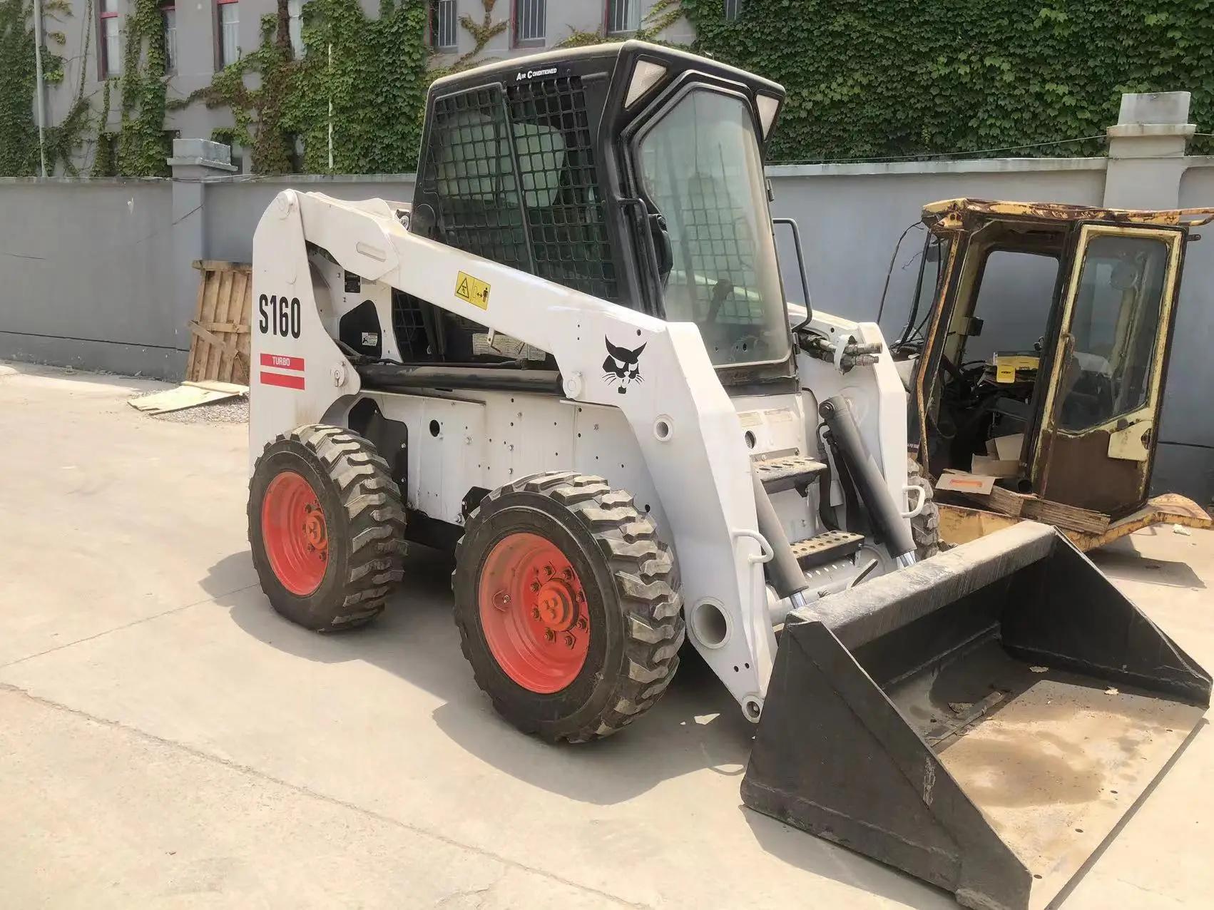 Used Bobcat S160 Mini Loader Used Bobcat Skid Steer Loader Secondhand