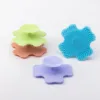 Four-leaf clover face wash brush