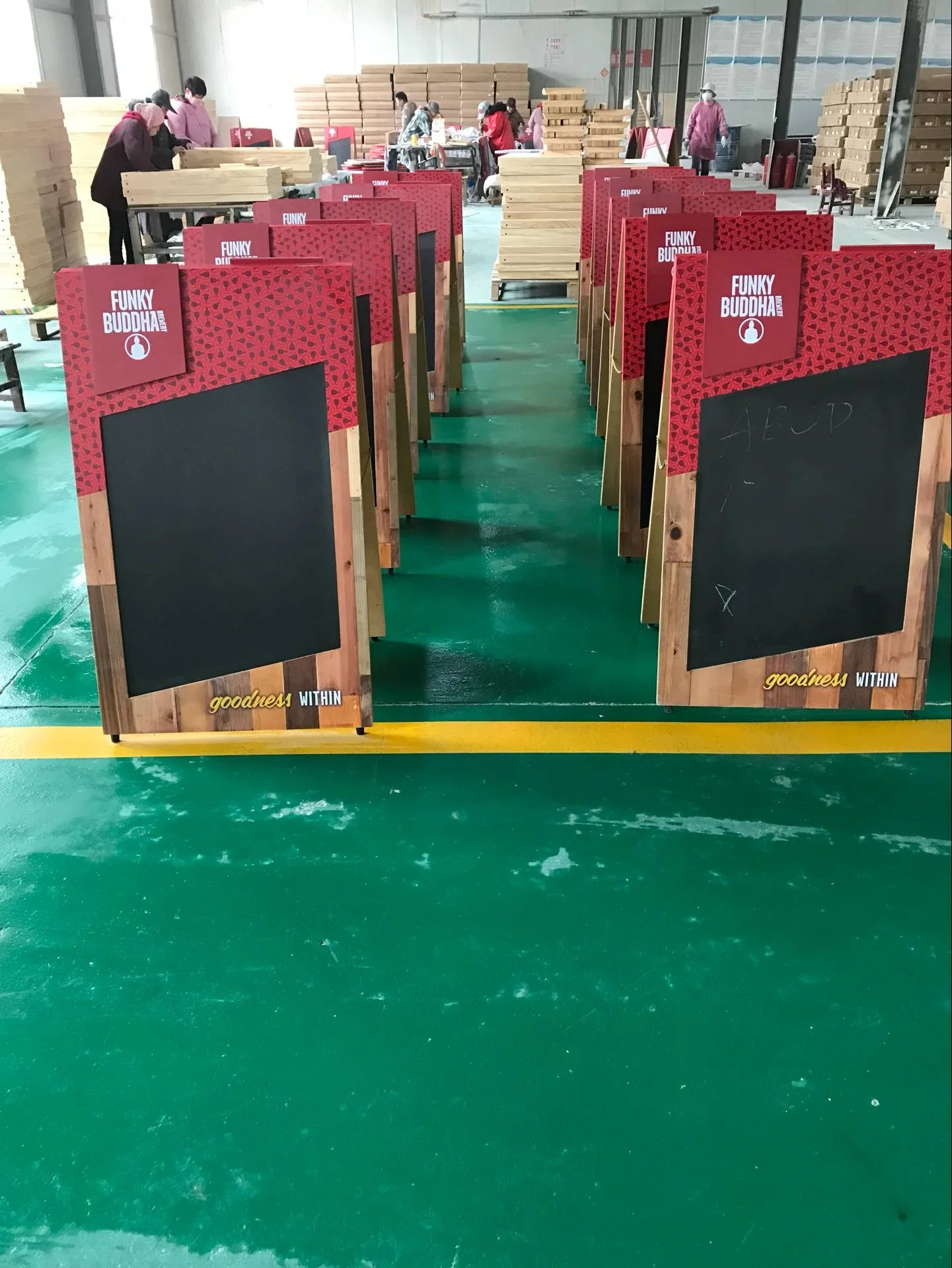 Лидер продаж деревянная рекламная доска деревянные доски двухсторонние а-образные