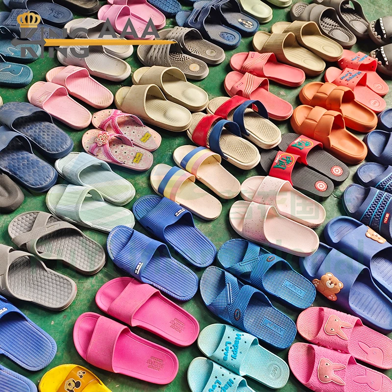 Bulk Second-Hand Men's Ladies' Casual Slippers with PU Synthetic