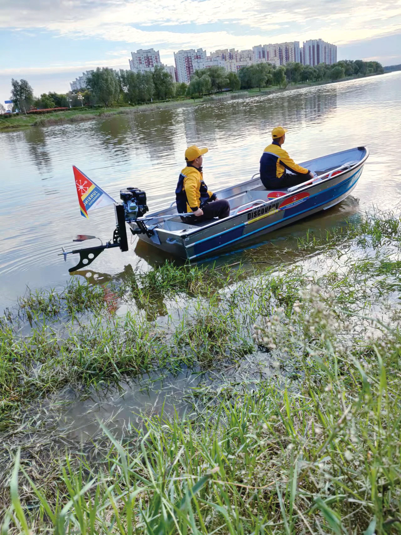 Surface Drive with 13HP-27HP Gasoline Engine Mud Motor Short Tail JX300E Best Choice for Fishman  for Mud Motor