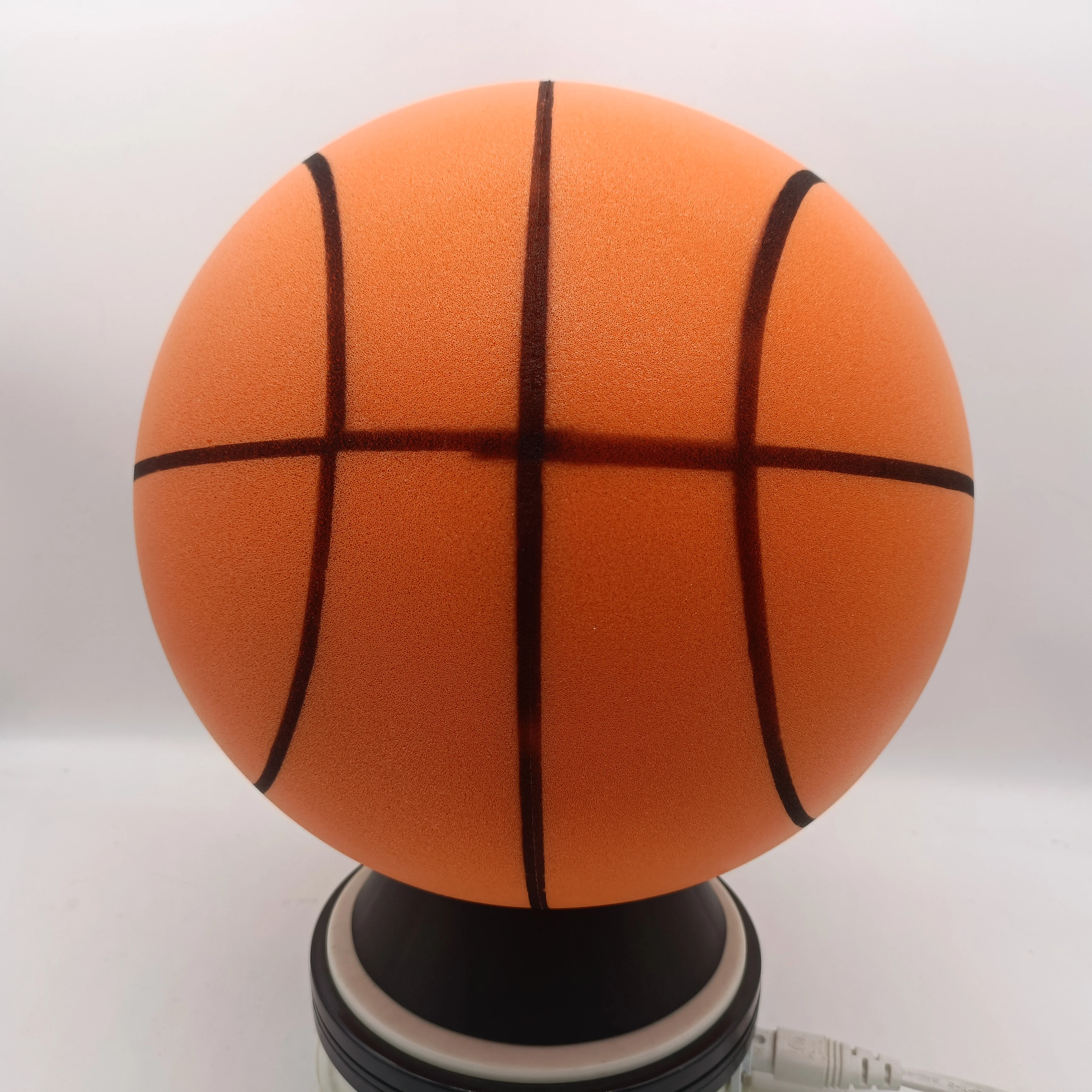 Handlesh Silent Basketball 18Cm in the Lab