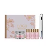 Un set di labbra rosa