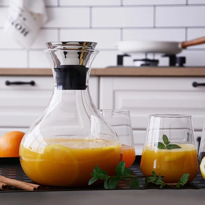 1l批发定制高硼硅玻璃水瓶带盖水瓶 - buy water jug,plastic jugs