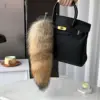 Queue de loup en fourrure