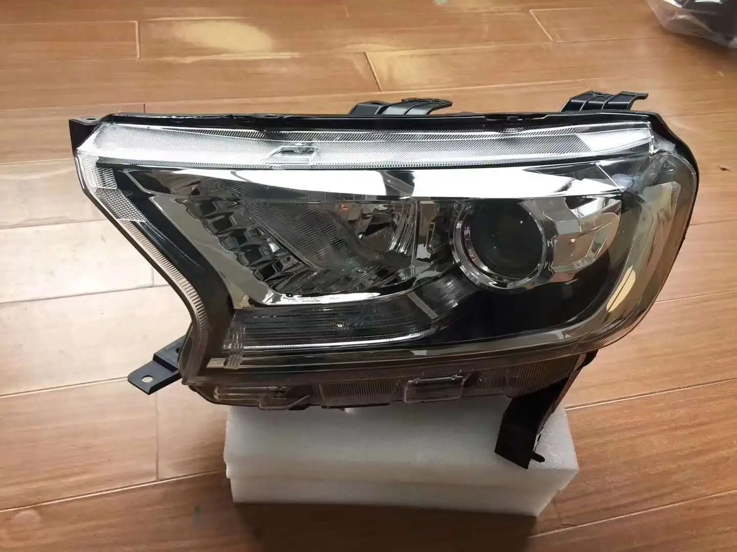 Hot Sale Led Headlight Original Headlight For Ford Ranger 2019 18