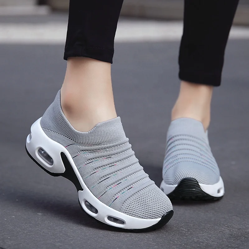 
 Женская спортивная обувь; Женские кроссовки; Уличная Повседневная обувь для бега; Модные Прогулочные кроссовки из дышащей сетки  