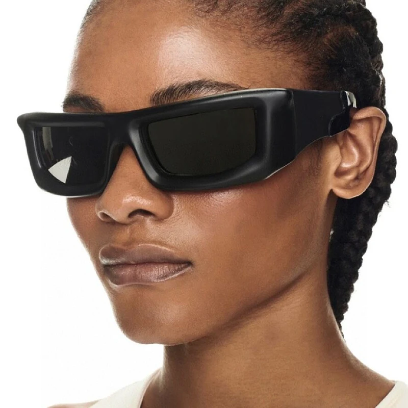 Y2K Cyberpunk Sun Glasses - Fashionable Silver Shades