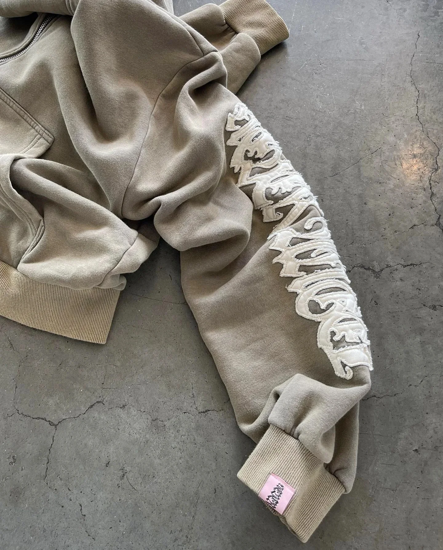 Custom Zip up Hoodie and Jogger Sweat Pant Set Cotton Applique Acid Wash Sweatsuit Distressed Embroidery Flare Tracksuit for Men gallery 3