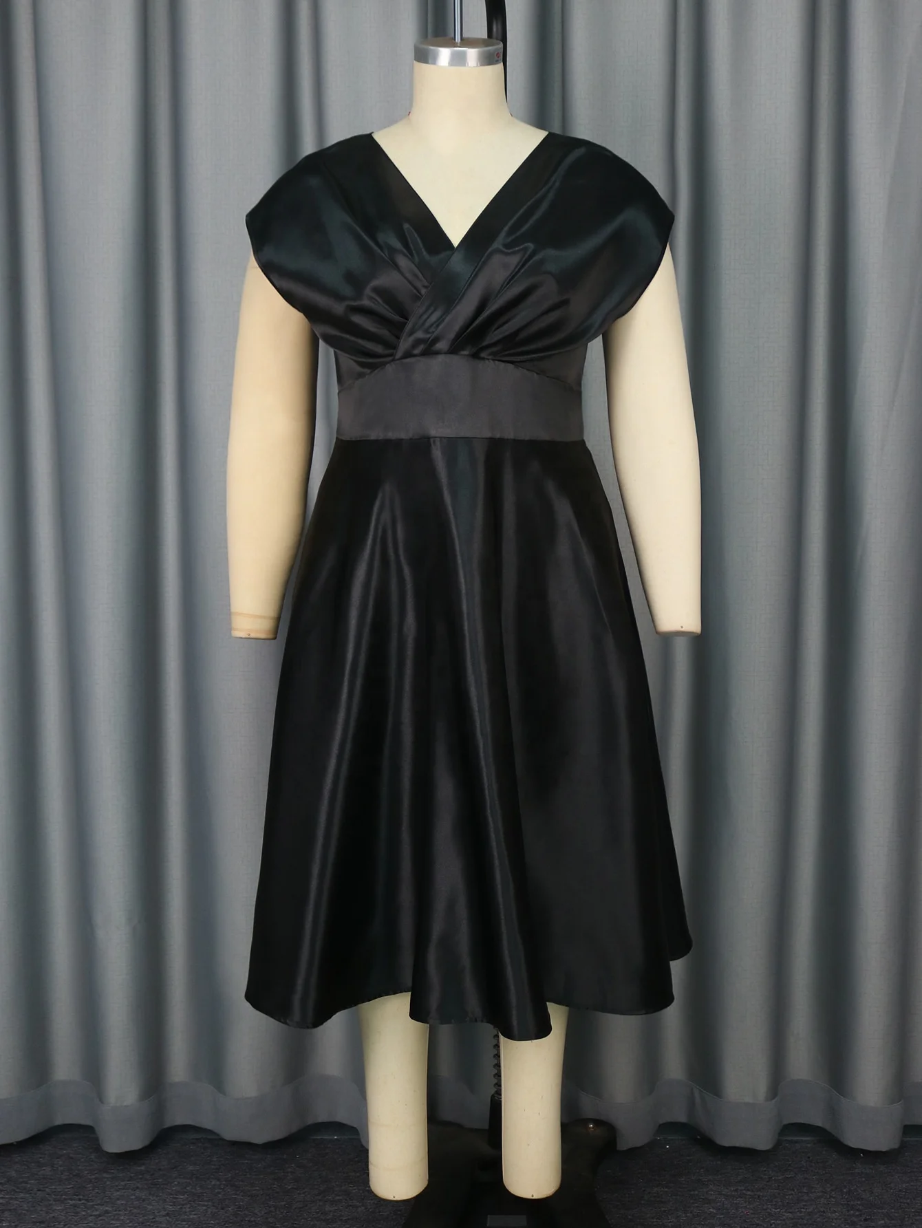 Black A-Line Casual Dress V-Neck Big Swing Washable Formal Funeral Wear  Satin Party Dress