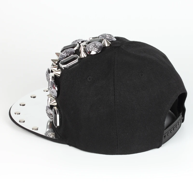 Großhandel mit Nieten im europäischen und amerikanischen Punk-Stil, flache Traufe, farbige Metallkrempe, Rückprall, Hip-Hop-Snapback-Kappe, Sporthüte – Detail 5