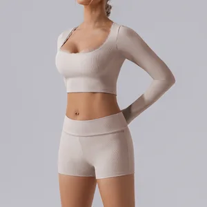 2026 Logo Curvy Seamless Mid Waist Outdoor Fitness Durable Trendy Solid Compression Yoga Shorts Wear for Pilates Workout