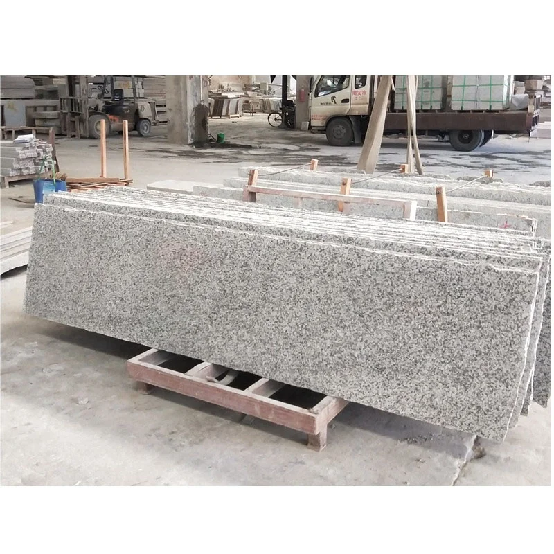 G603 Granit-Treppenstein mit geflammteter Oberfläche, Sesamgrau, Granitfliese 600 × 600 für Außenboden-, Wandverkleidungs- und Dekorationszwecke