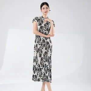 High Quality Ladies Summer Miyake Pleated Midi Dress Women's Elegant Dresses Style Loose Elastic Button Pleated Printed Dress