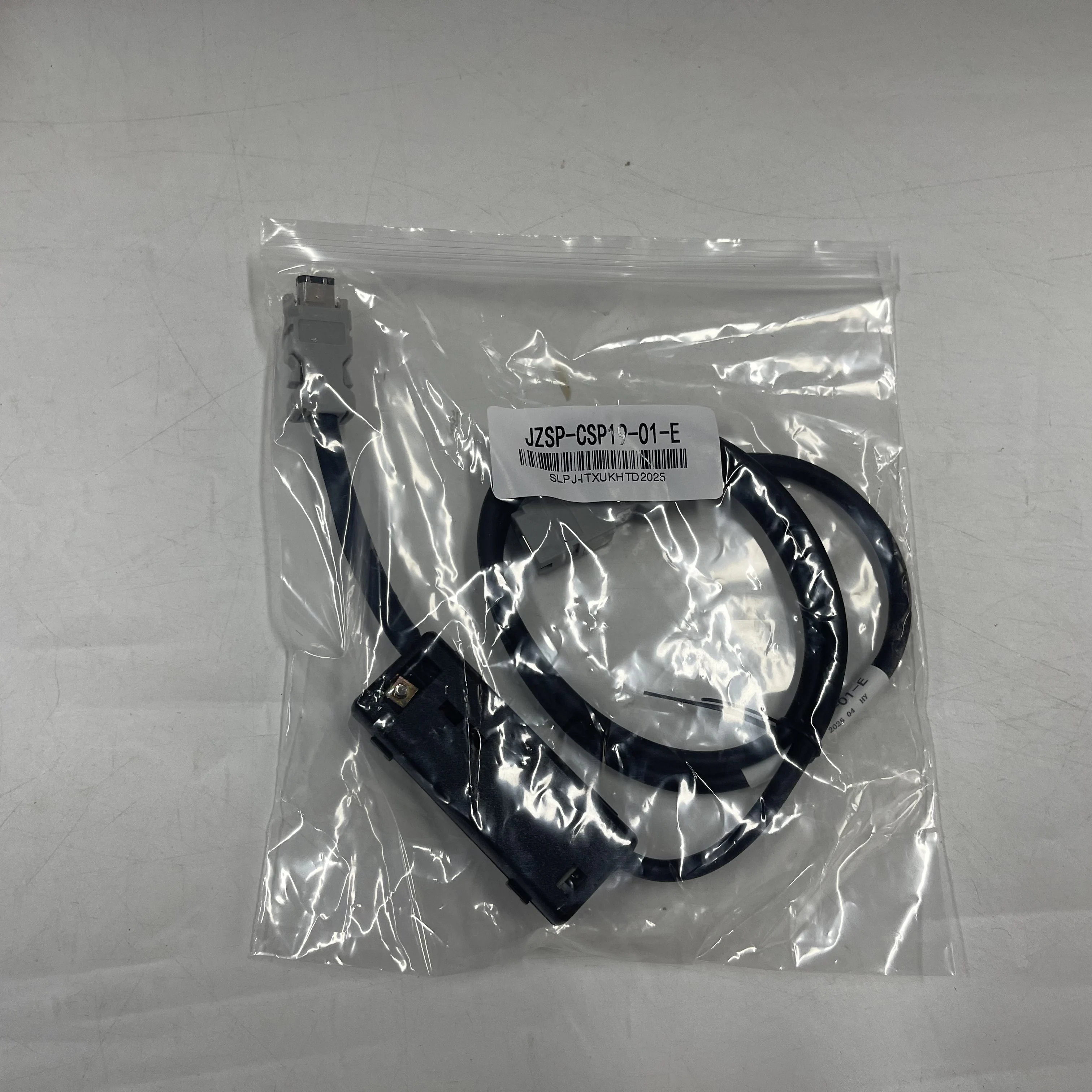 YASKAWA Servo Cable JZSP-CSP19-01-E YASKAWA Servo Cable JZSP-CSP19-01-E