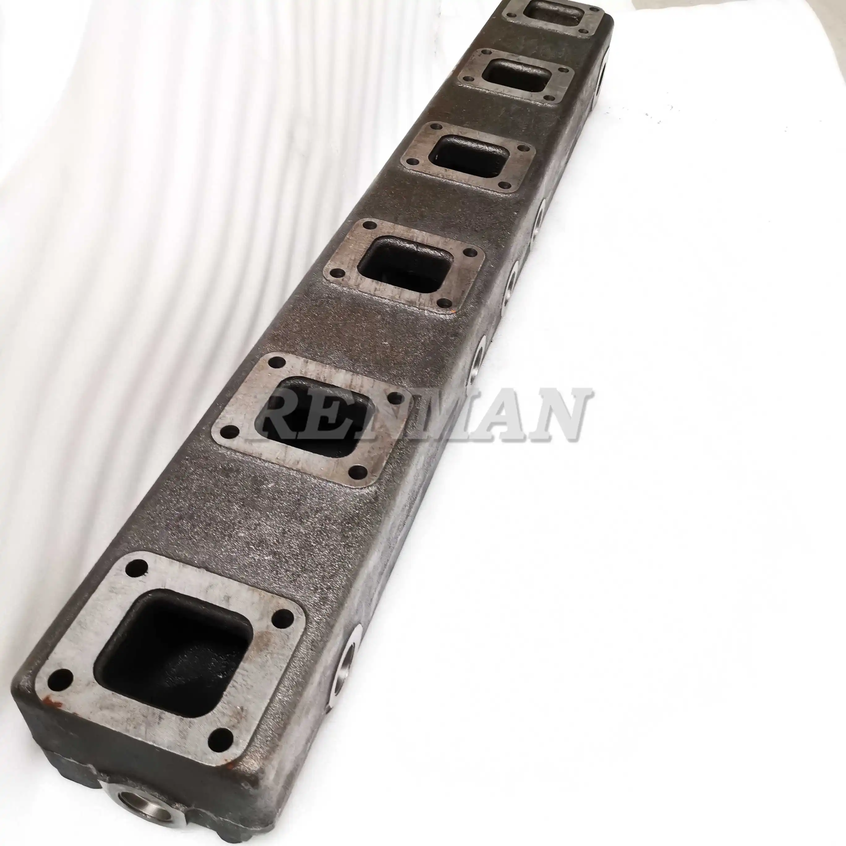 Cummins K19 KTA19 Engine Exhaust Manifold 3078024 3036088