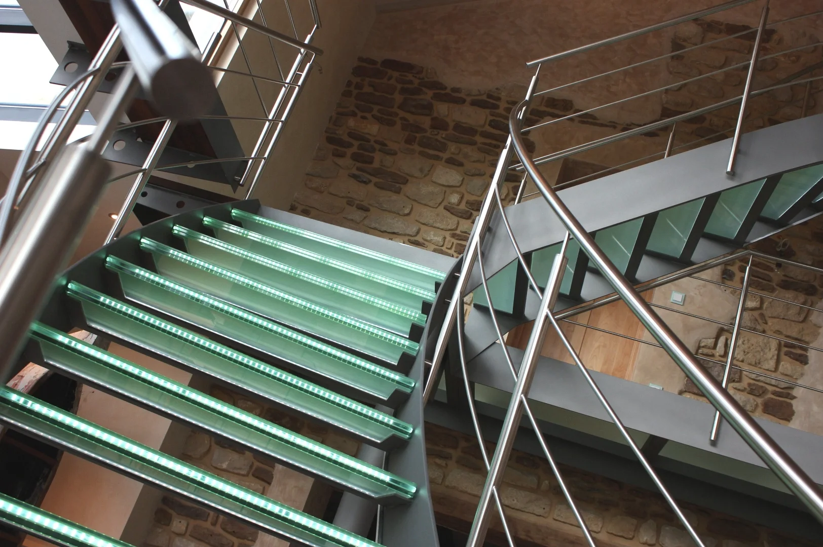 Pvb Tempered Laminated Glass Stair Treads Buy Glass Stair Treads