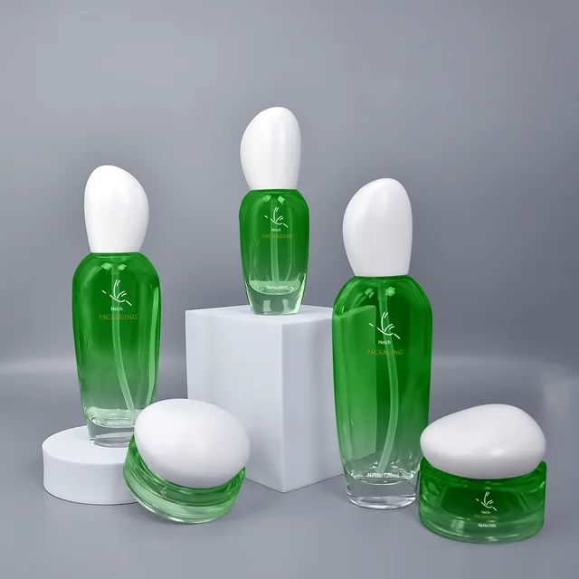 Cosmetic Packaging Green Skincare Packaging Set Low Moq Customized Cosmetic Packaging Toner Lotion Bottles Jars