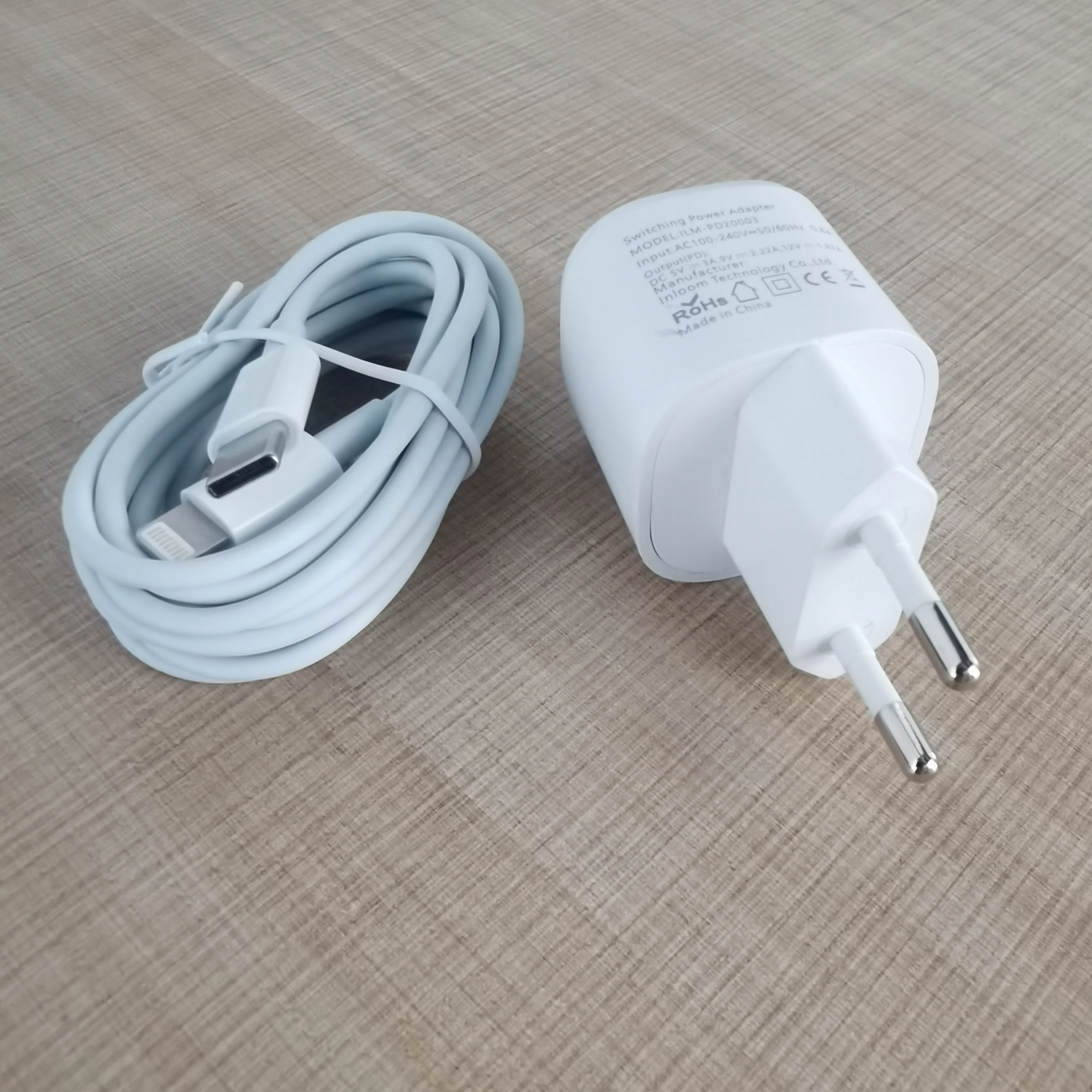 20W fast charger.jpg