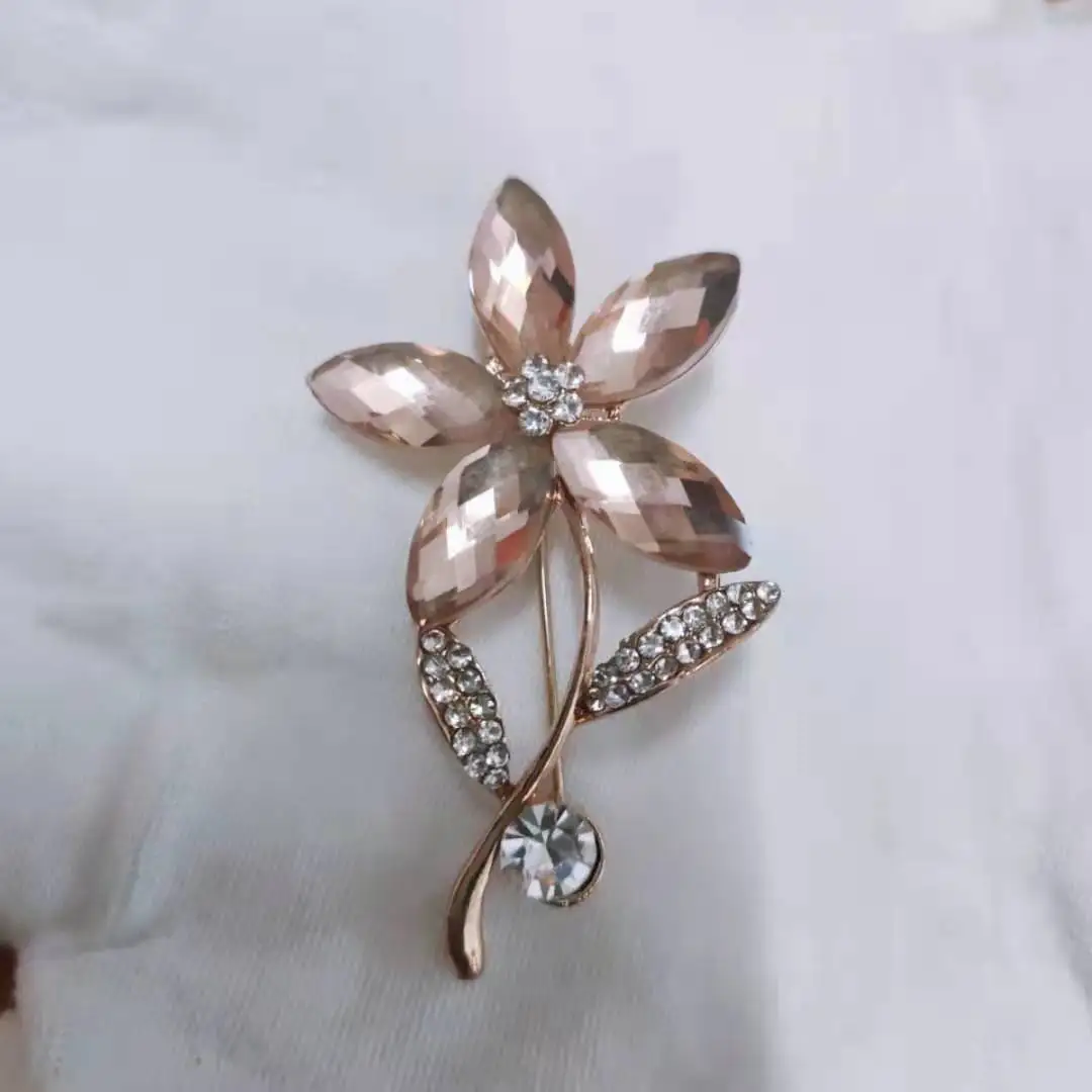 Austrian Crystal Bridal Pin Rose Gold Tone Bridal Brooch Pin  Crystal  Rhinestone Flower Pendant, 5 Inches Long Gold Brooch For Dress