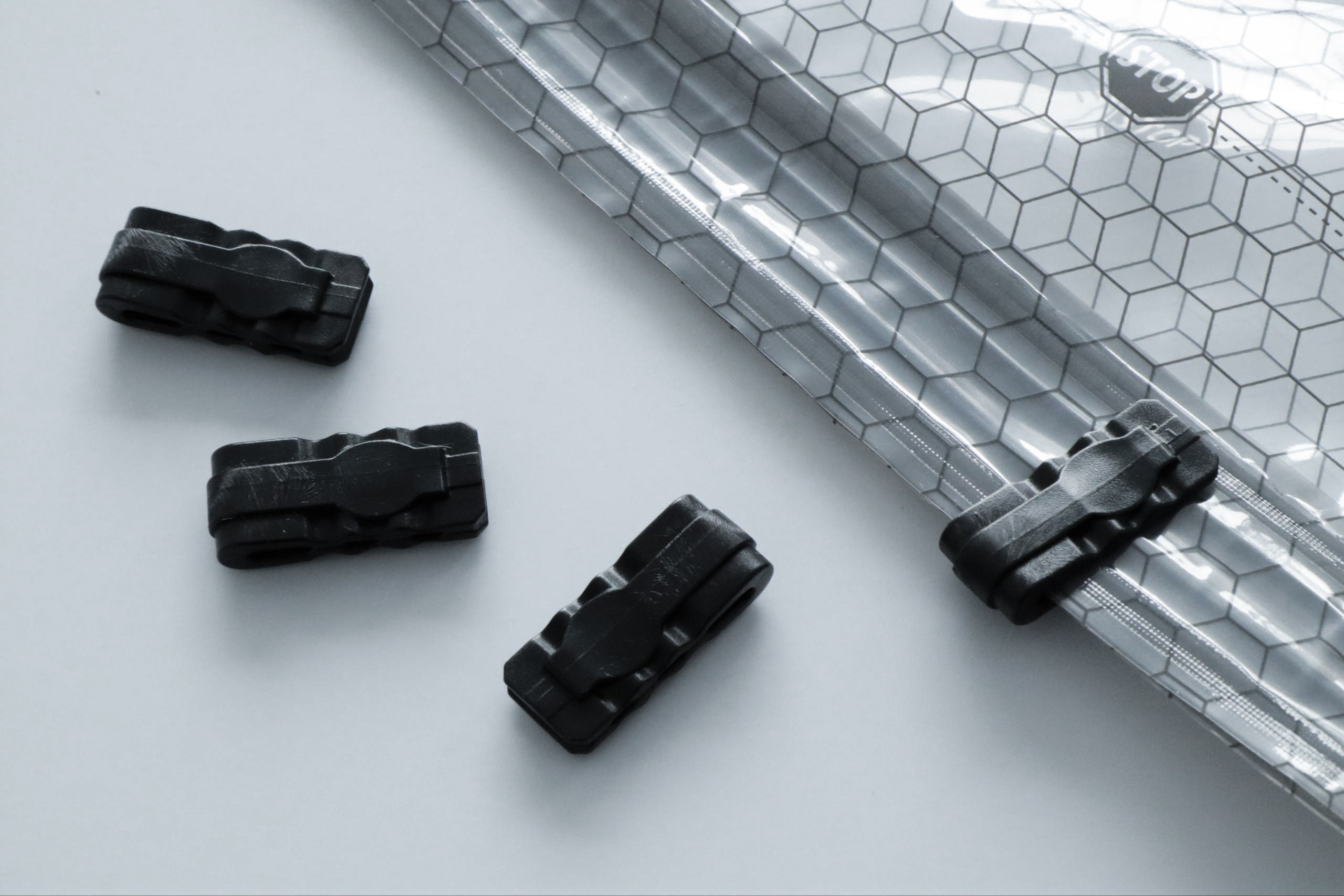 High-Performance Travel Compression Bag Waterproof and Anti-Damp Vacuum Storage to Protect Stored Items From Moisture