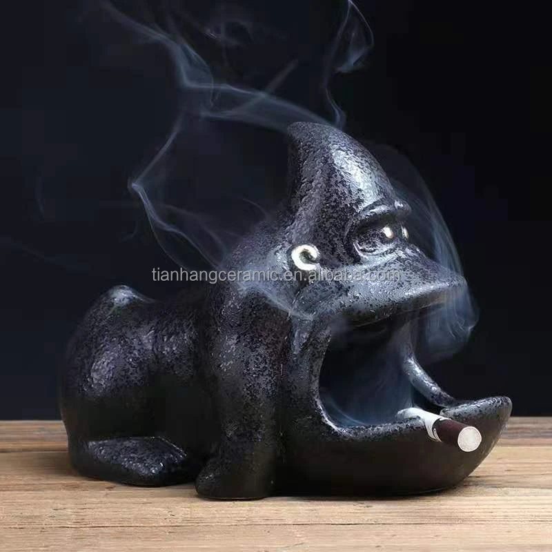  High Quality Fashion Funny Design Indoor and Outdoor black Animal Ceramic Ashtray for office and home Cigar Tobacco Ash Holder.jpg