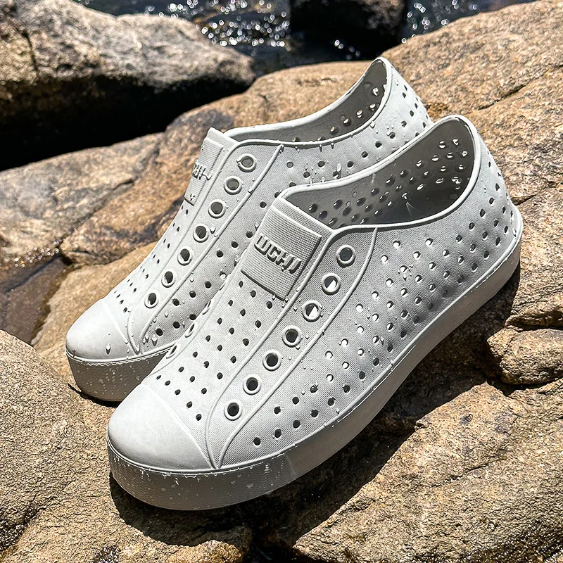 Summer EVA Hole Shoes Breathable Non-slip Sandals Stream Trekking Upstream Swimming Canyoneering Trekking Water Creek Shoes