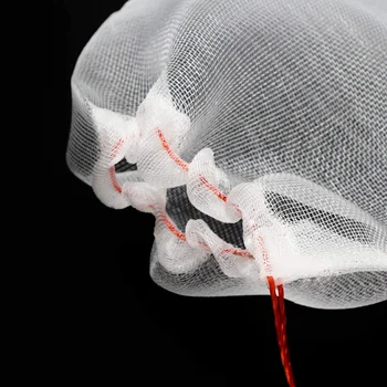 Polyethylene Insect Mesh Bag Garden Netting Bags With Drawstring Netting Barrier Bags For Protecting Fruits And Vegetable