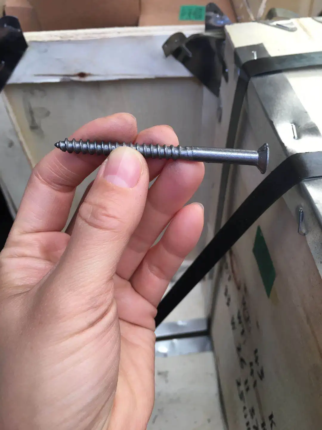 Non-standard Oxidized Tapping Screw 3/4 Inch High Grade Button Head Torx Half Thread Screw with Flat Washer