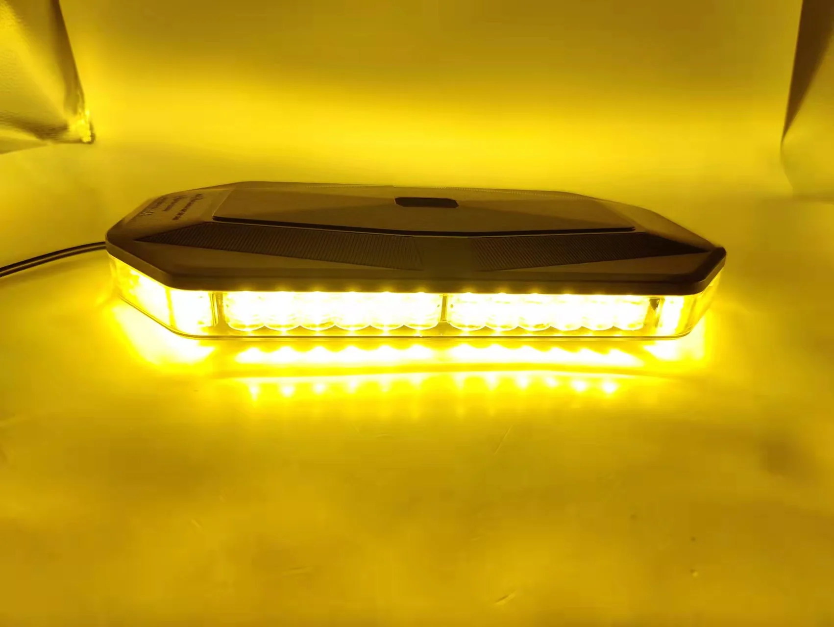 Sae R65 Warning Led Light Bar Strobe Smbx Ambulance Traffic Rotating Light Bar Led