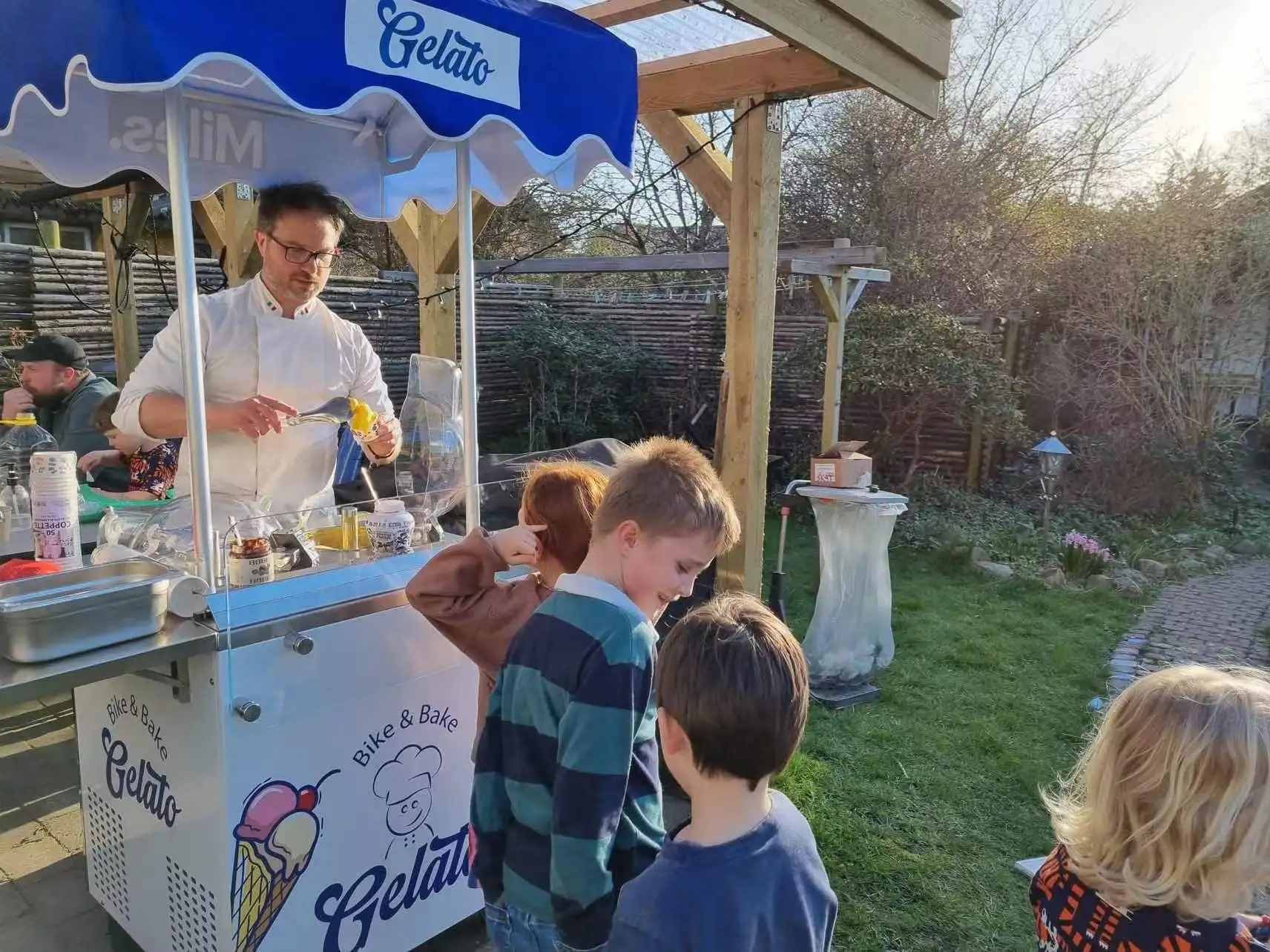 MOBILE FOOD Ice Cream Machine with Cart MILES GALAXY Pro V2 Commerical Ice Cream Maker  Gelato Machine 2 Flavors Batch Freezer
