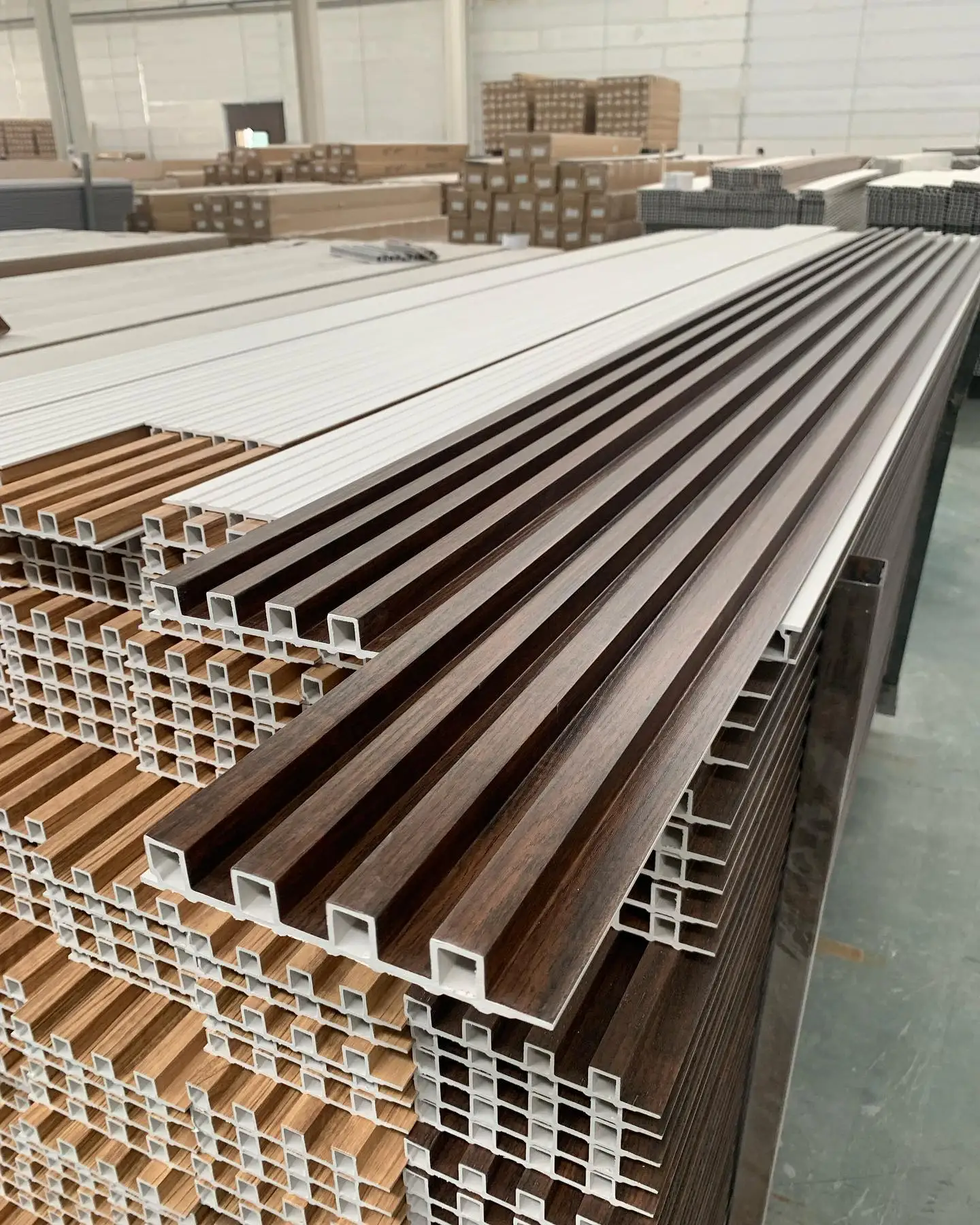 Modern Style Interior Wood Composite Cladding WPC Decorative Wall Panel ...