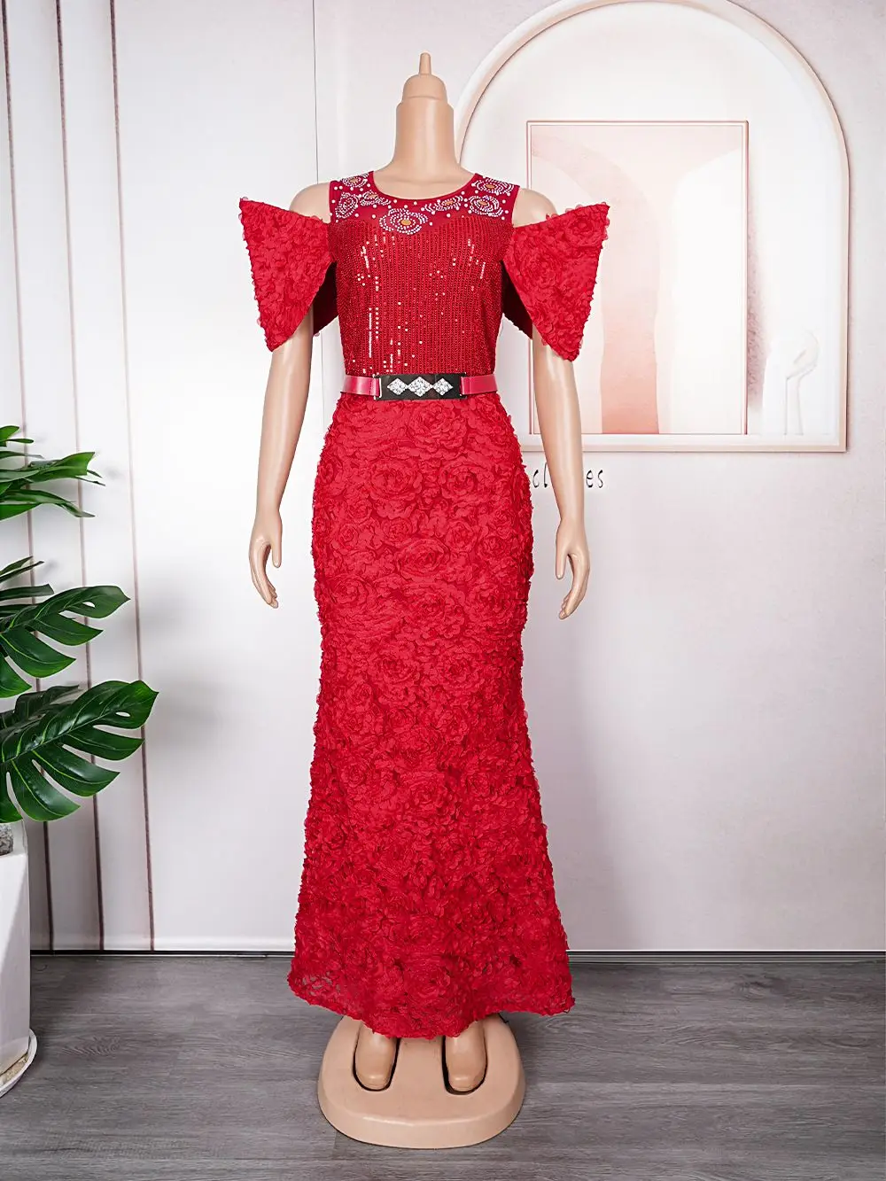 elegant turkish dresses Halter-Neck Sheath Wedding Dress With Open Back And Pearl Buttons main image 0