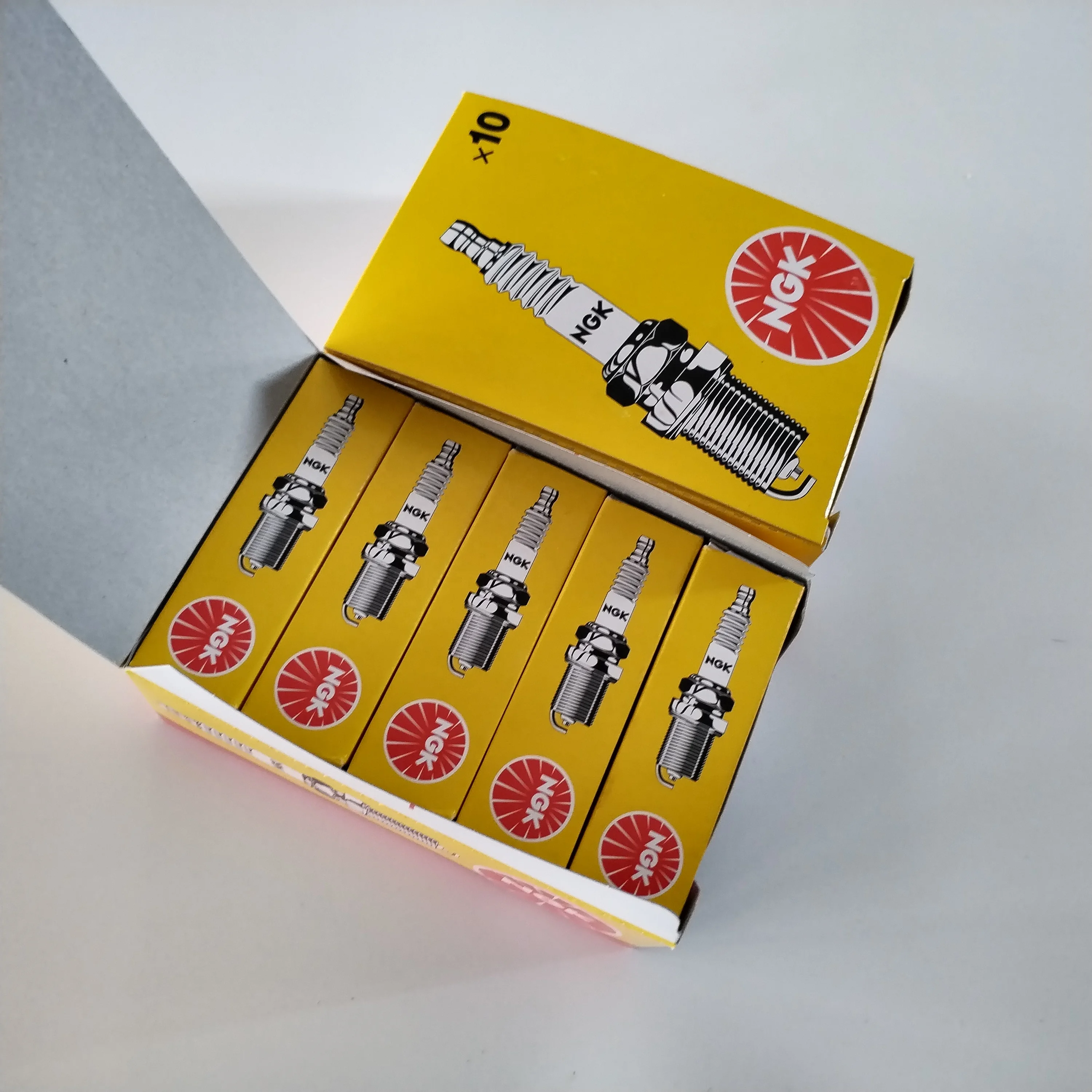 【非売品】ポンツクピーヤ　バッジ 鬼滅の刃」 トレーディング六角形和柄缶バッジ Vol.2 (8個セット