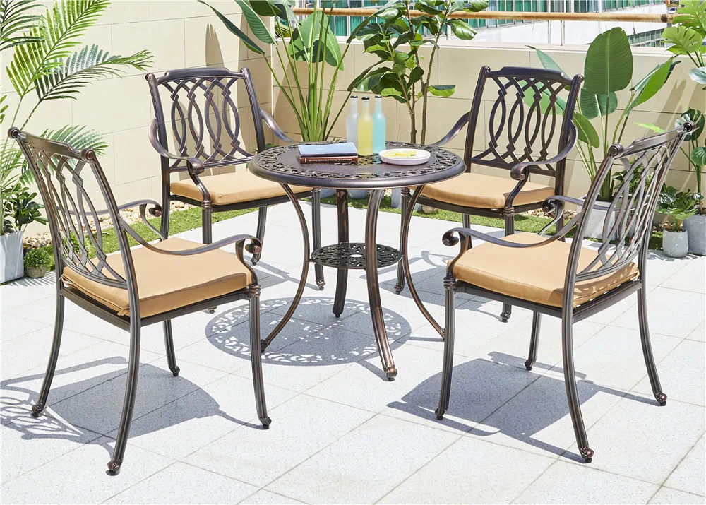 Luxury Nordic style dining table with a combination of high quality die-cast aluminum