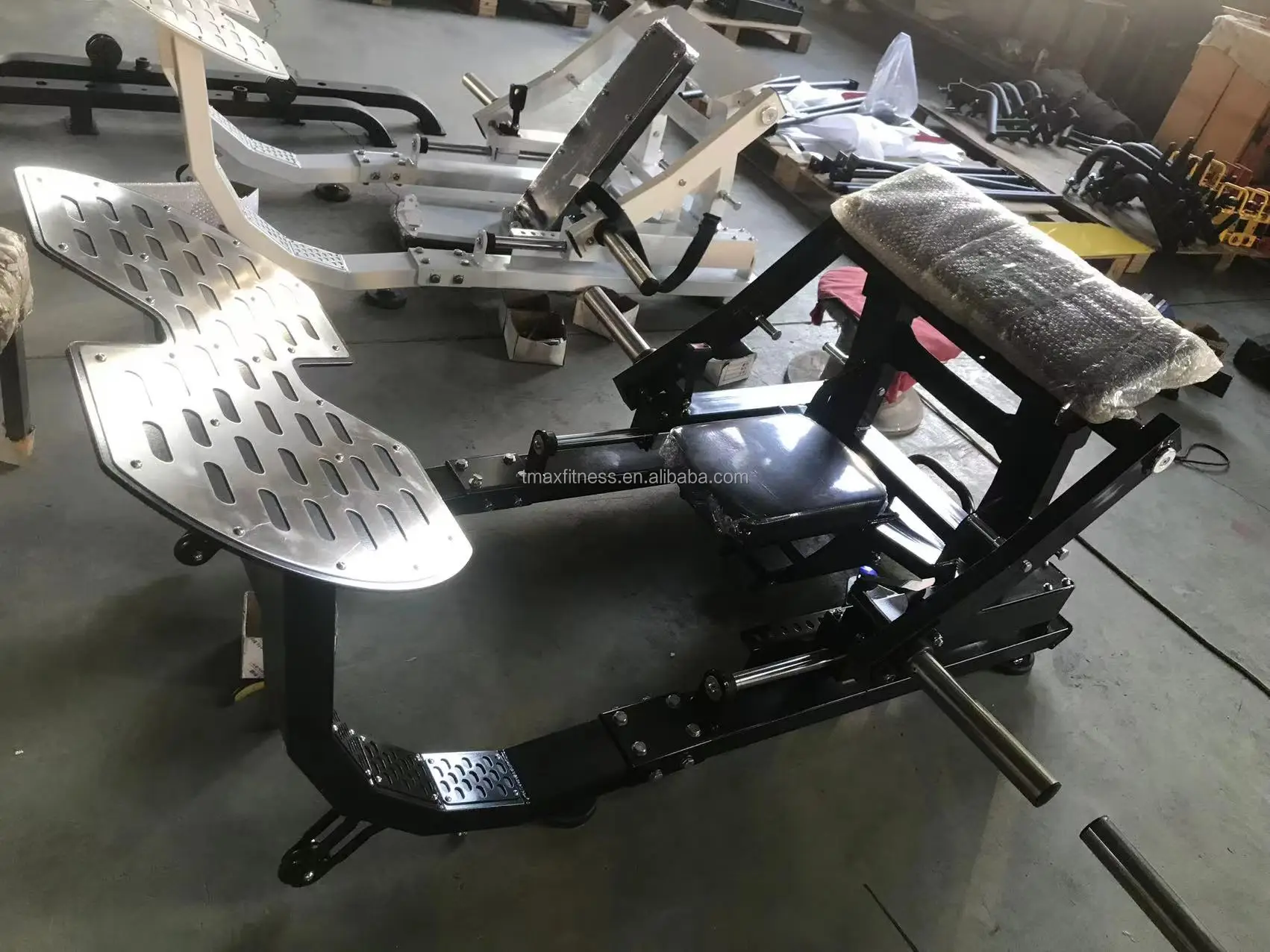 Commercial Gym Hip Thrust Glute Builder Machine Booty Drive Bridge