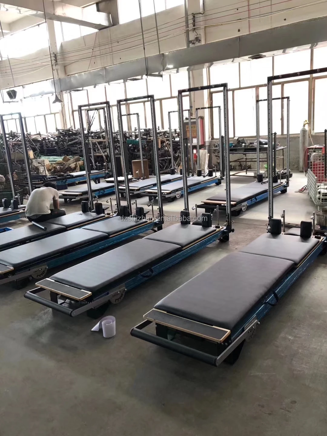 Commercial Use Folding Pilates Reformer Machine White Aluminium Reformer Cheap Reformer Pilates