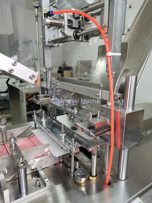 Automatic Boxes Cellophane 3D Packing Machine Heat Sealing Plastic Film Overwrapping Machinery Nintendo Ds/CD/DVD/Bd Case Packer