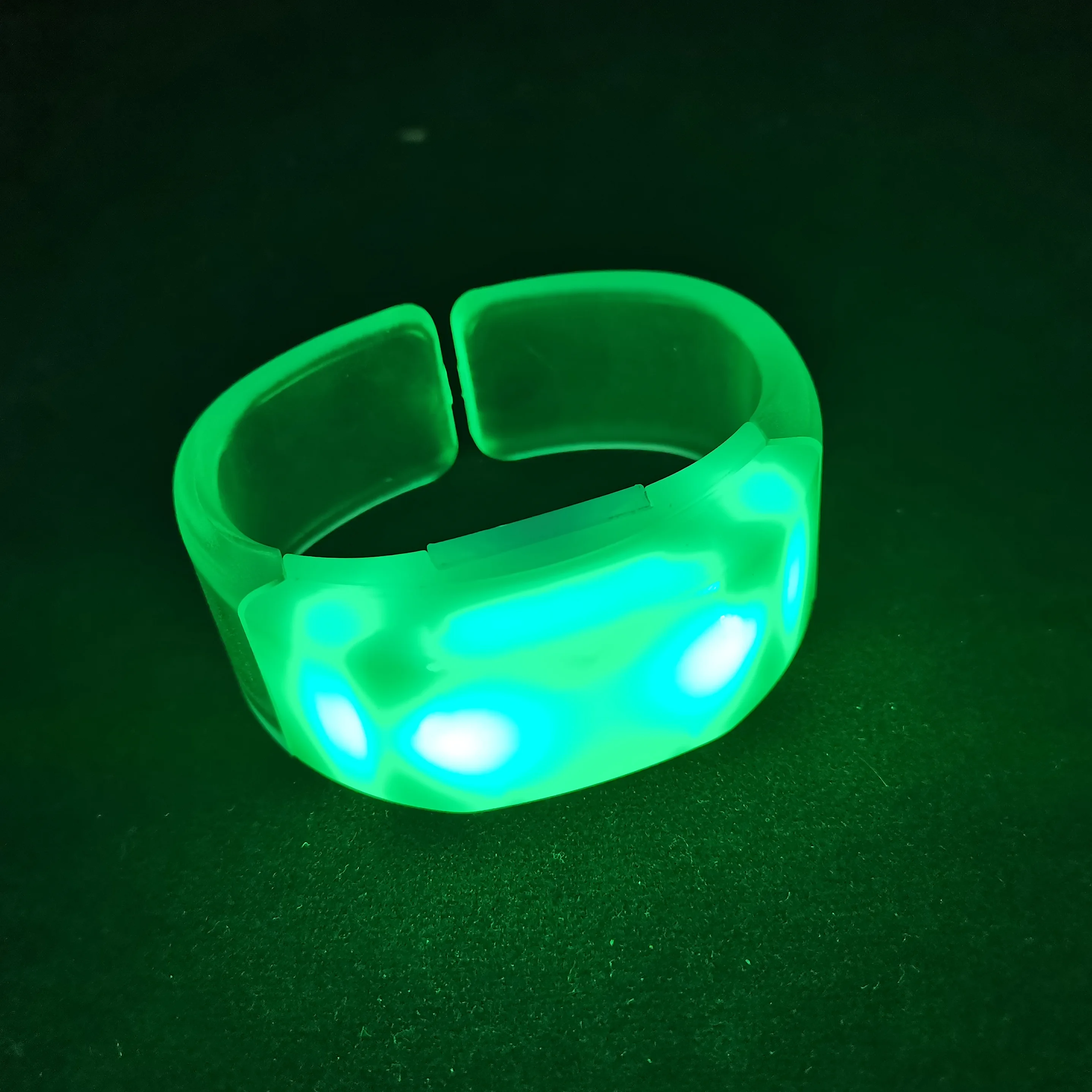 luminous wristbands