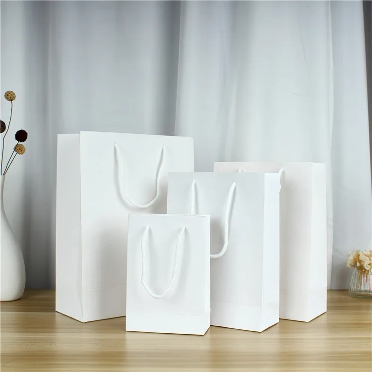 Бутиковая подарочная упаковка пакеты из крафт-бумаги печать логотипа