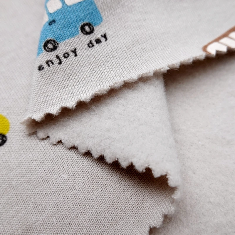 Мультяшная Автомобильная 75% полиэстер 25% хлопок вязаный на заказ пигментный принт 220GSM Матовый французский махровый флисовый материал