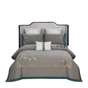 Luxury Queen Size Comforter Set 100%polyester Microfiber Embroidery Bedding Comforter Sets Luxury