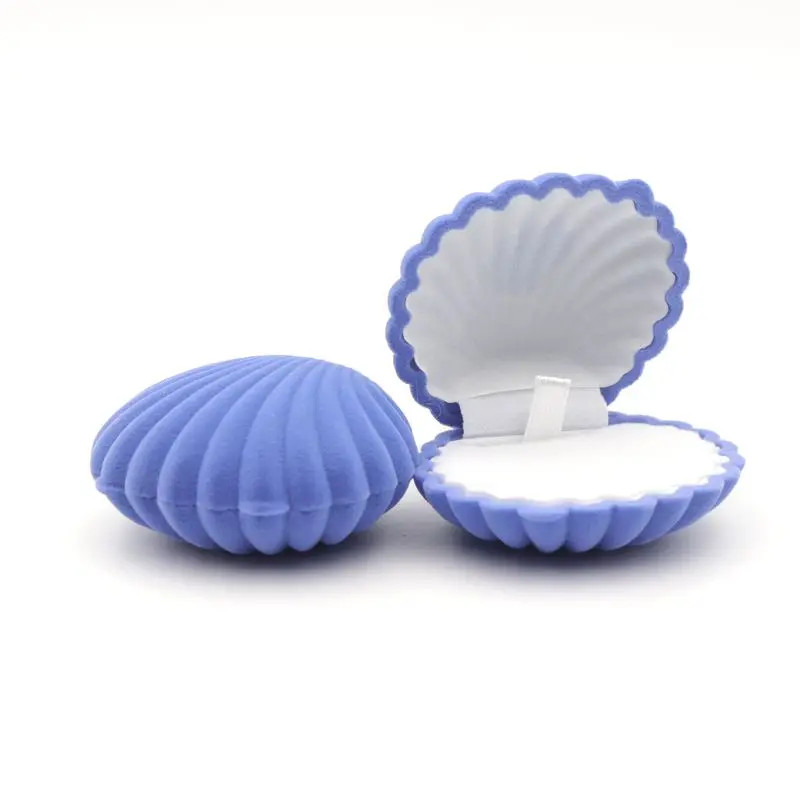 1 Piece Lovely Clamshell Gift Box Holder Jewelry Box Case Velvet Wedding Ring Box for Earrings Necklace Display & Packaging